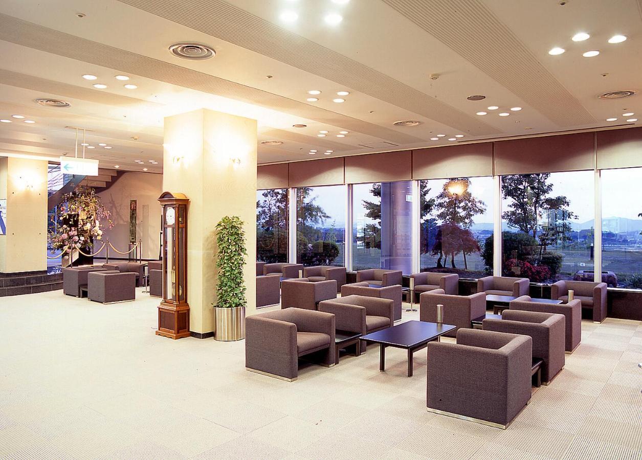 Crefeel Koto Hotel Higashiomi Buitenkant foto