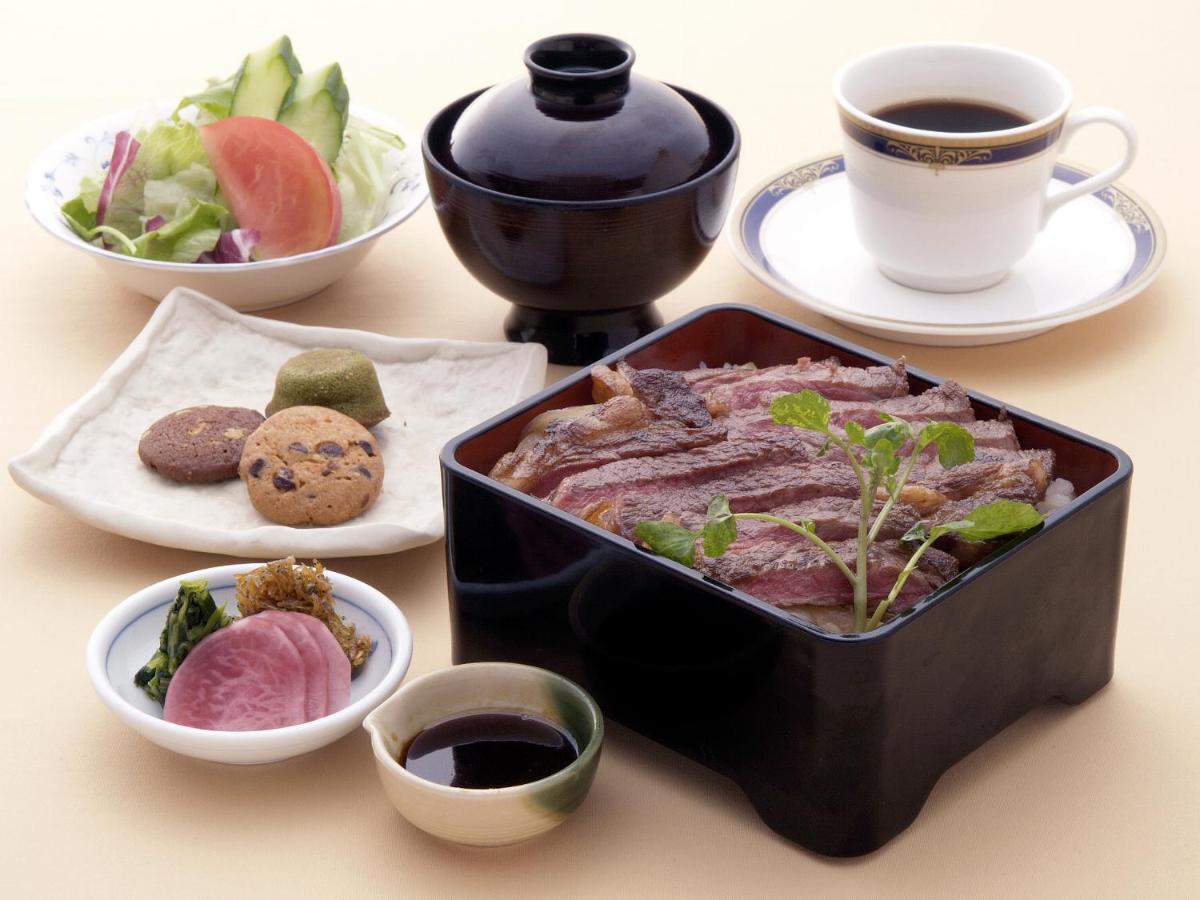 Crefeel Koto Hotel Higashiomi Buitenkant foto